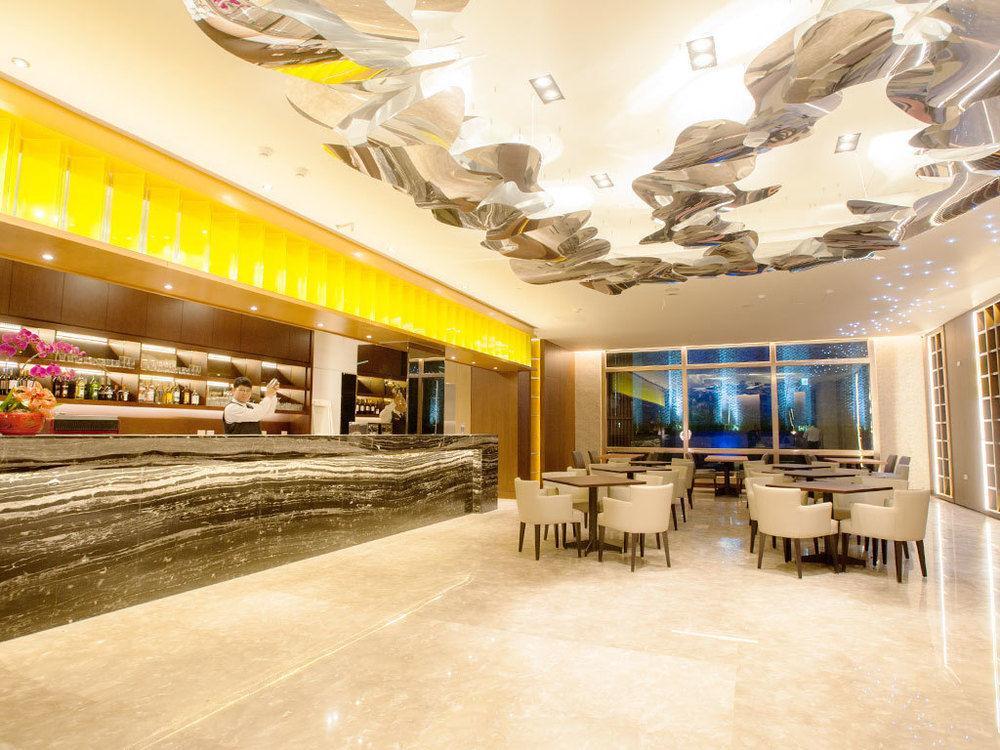 Hiyeshotel勤天商旅-花蓮館 Hualien Exterior foto